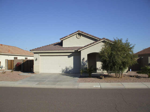 910 East Pedro Road Phoenix, AZ 85042 - Photo 1 of 6 Primary Photo