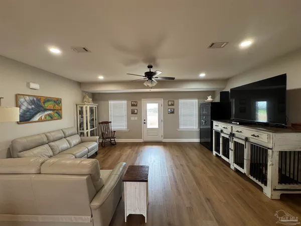 $424,900 | 2360 Trudy Lane, Jay, FL 32565