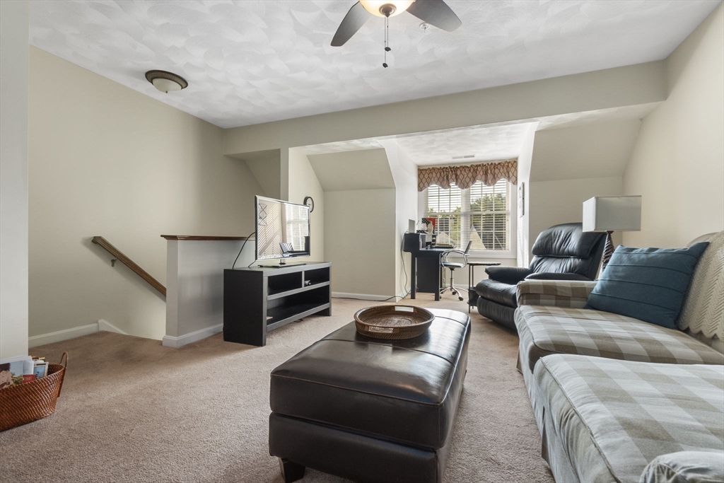 281 Rowley Bridge Road, Unit 3 Topsfield, MA 01983 - Photo 23 of 35 Gallery Image 23