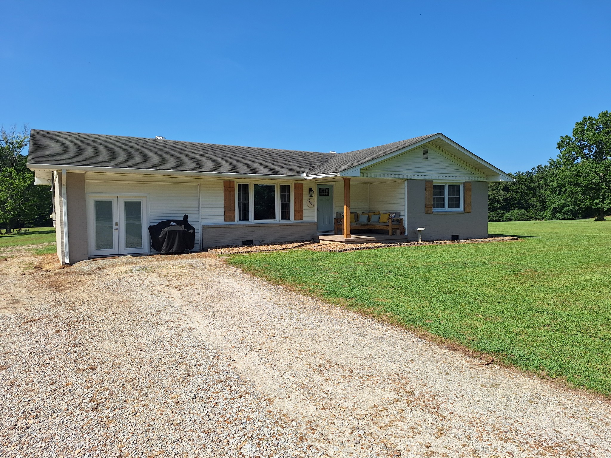 261 Debruce Road Camden, TN 38320 - Photo 2 of 26 Gallery Image 2