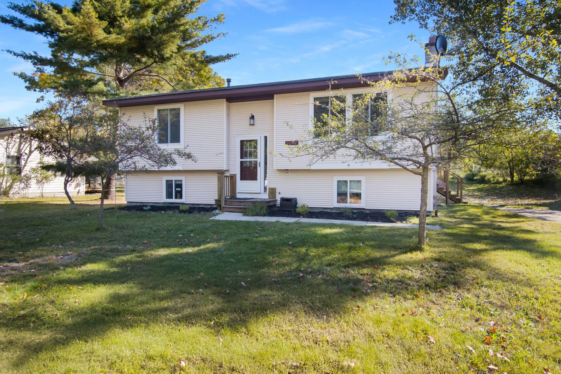 11147 South Lacore Road Empire, MI 49630 - Photo 1 of 25 1939181-168ba59f-5809-4a69-83c6-cd21d87e38fb.JPG