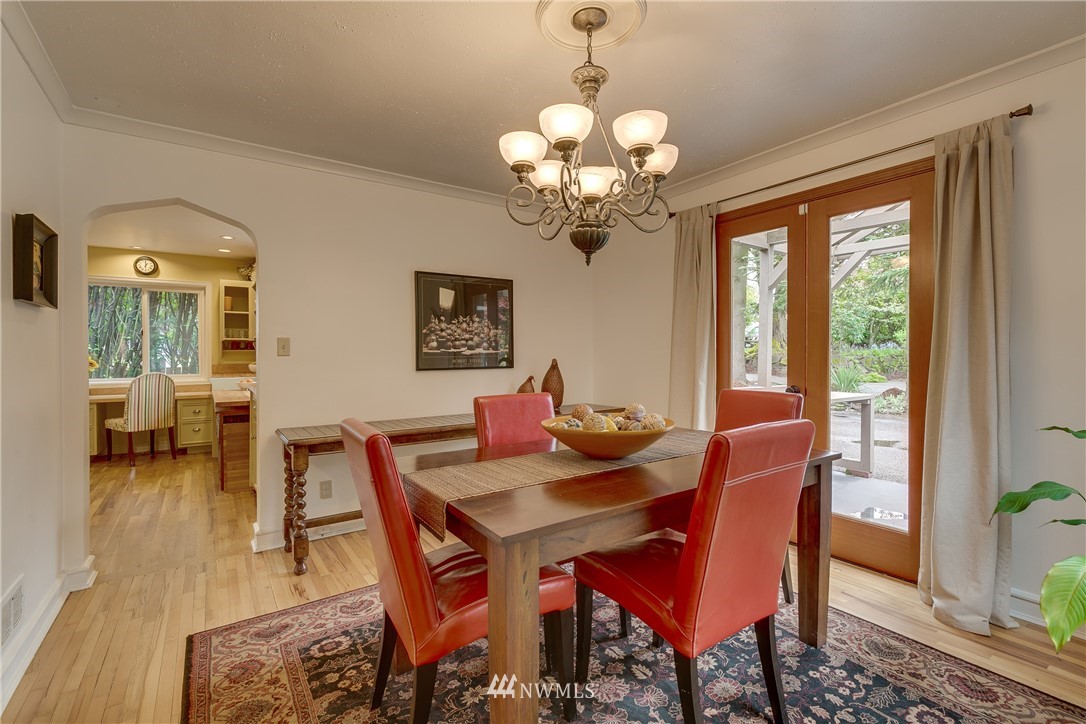 16605 Benson Road South Renton, WA 98055 - Photo 12 of 25