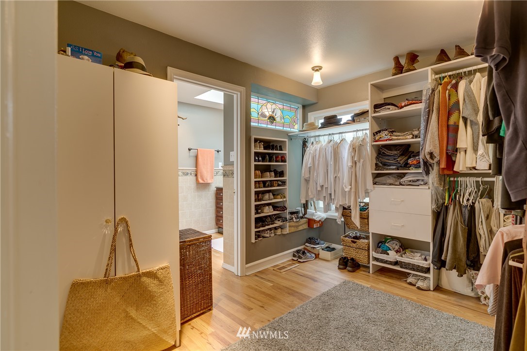 16605 Benson Road South Renton, WA 98055 - Photo 22 of 25