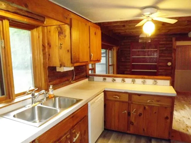 $239,900 | 1908 South 186th Avenue, Hesperia, MI 49421