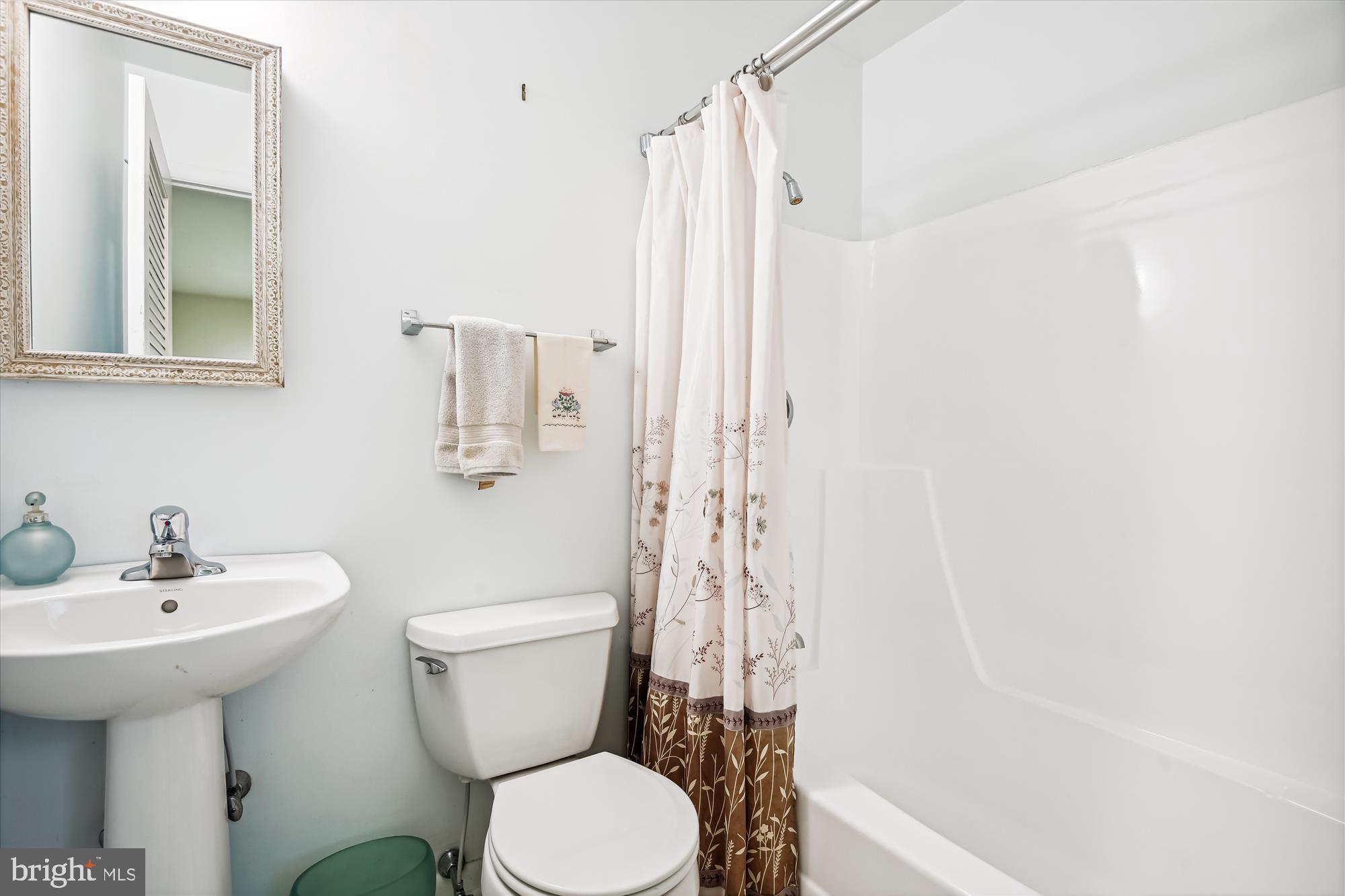 528 Epping Forest Road Annapolis, MD 21401 - Photo 12 of 29 Primary Bath