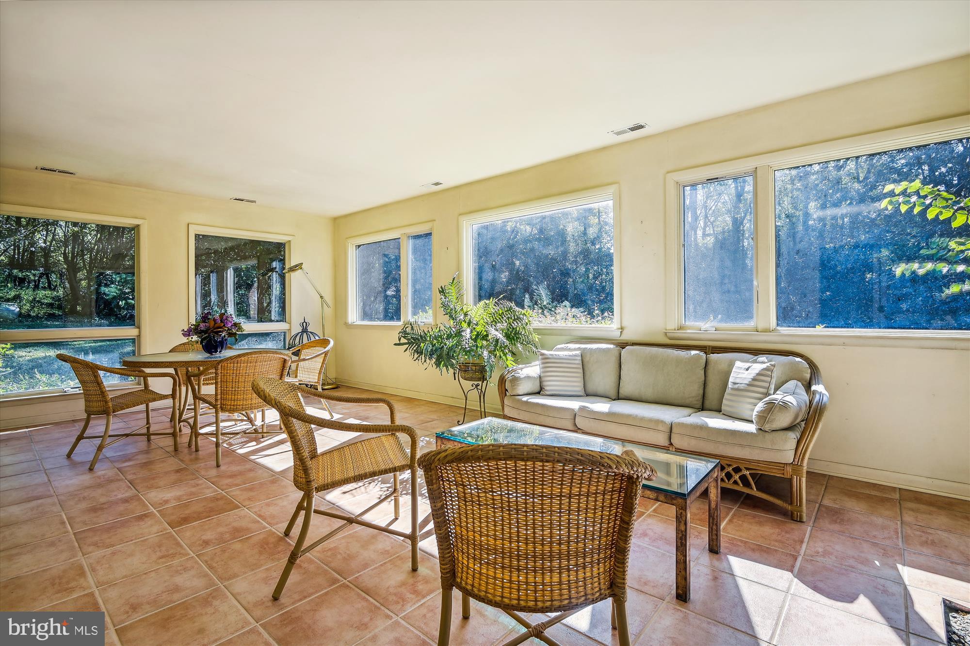 528 Epping Forest Road Annapolis, MD 21401 - Photo 7 of 29 Large Sunroom Addition