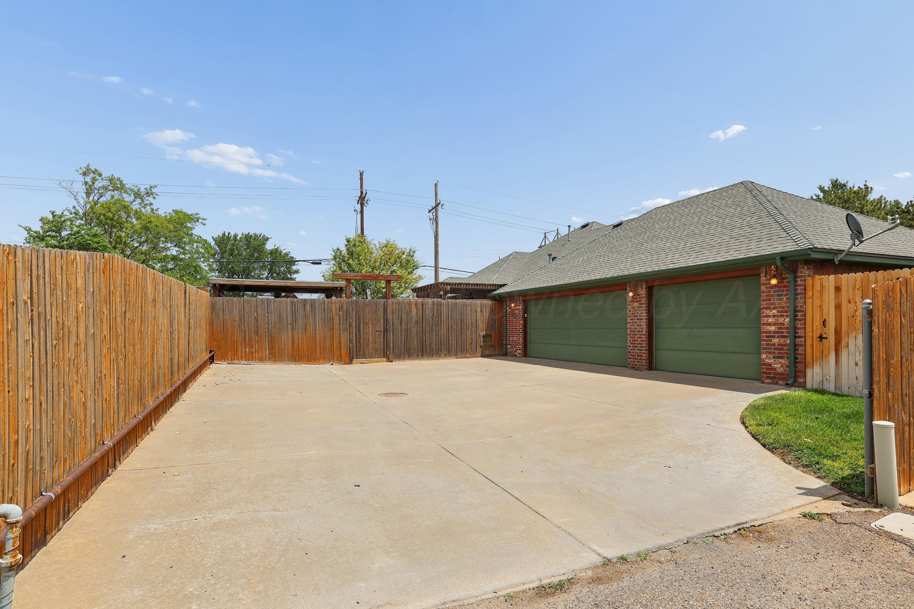 6000 Riley Elizabeth Place Amarillo, TX 79119 - Photo 34 of 35 45-Garage Driveway