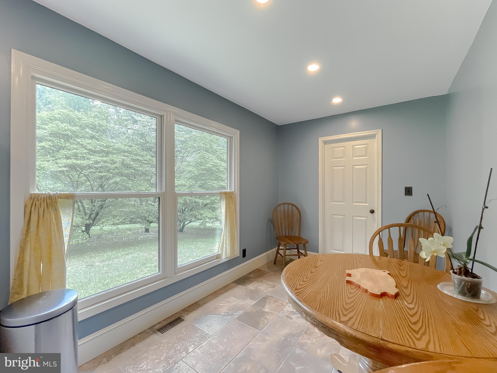 621 Bowie Shop Road Huntingtown, MD 20639 - Photo 34 of 56 Breakfast area
