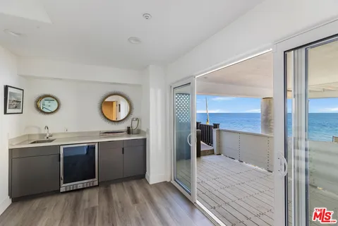 $10,950,000 | 27336 Escondido Beach Road, Malibu, CA 90265