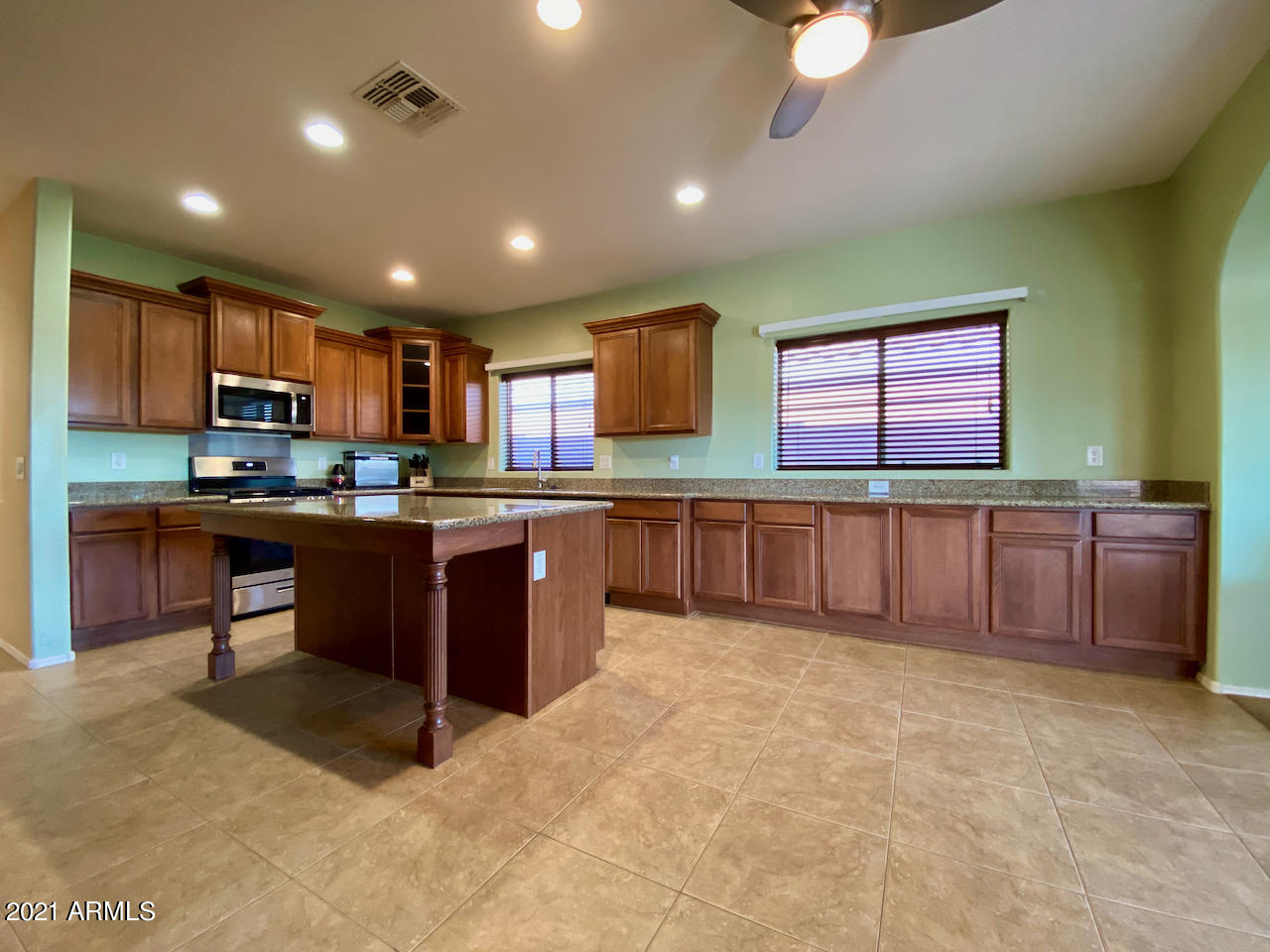2308 West Mineral Road Phoenix, AZ 85041 - Photo 8 of 40 So much storage