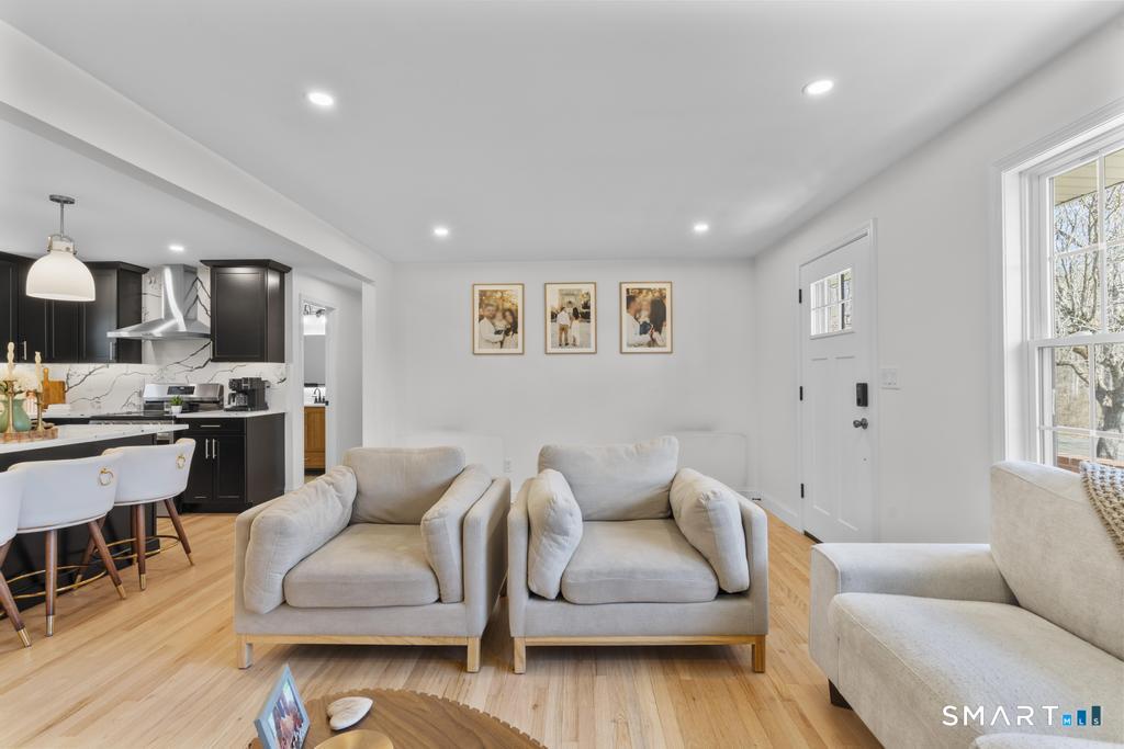 1944 Moose Hill Road Guilford, CT 06437 - Photo 7 of 20