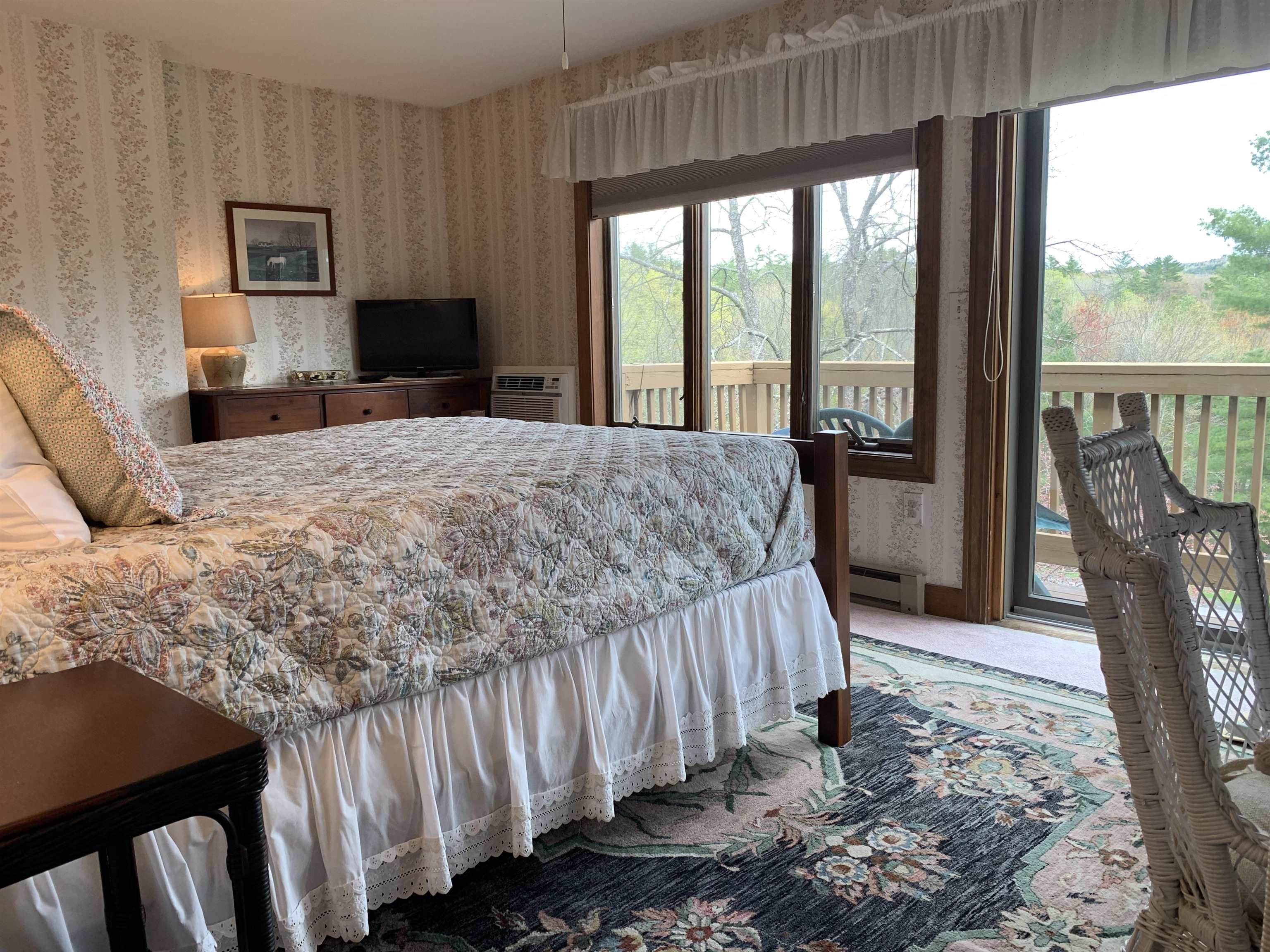 355 Lyman Batcheller Road, Unit 12B Hartford, VT 05059 - Photo 11 of 17 Gallery Image 11