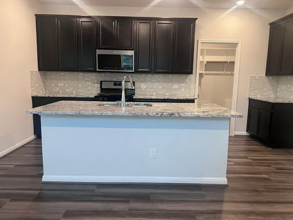 $2,299 | 128 Tucana Street, Georgetown, TX 78628