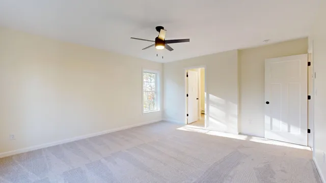 $559,900 | 14 Shire Lane, Turner, ME 04282