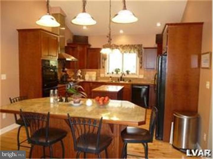 8425 Valley Road Fogelsville, PA 18051 - Photo 11 of 23 Gallery Image 11