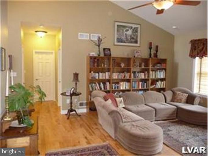 8425 Valley Road Fogelsville, PA 18051 - Photo 15 of 23 Gallery Image 15
