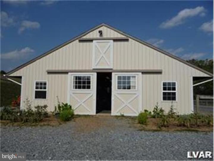 8425 Valley Road Fogelsville, PA 18051 - Photo 22 of 23 Gallery Image 22