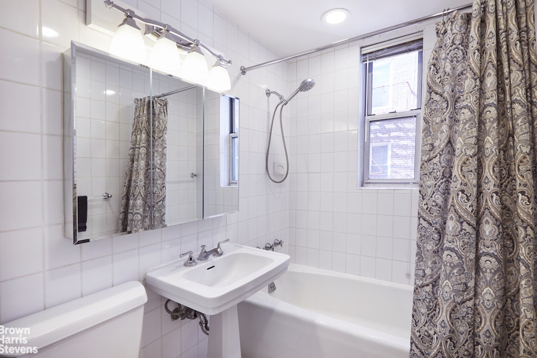 8701 Shore Road, Unit 526 Brooklyn, NY 11209 - Photo 7 of 10