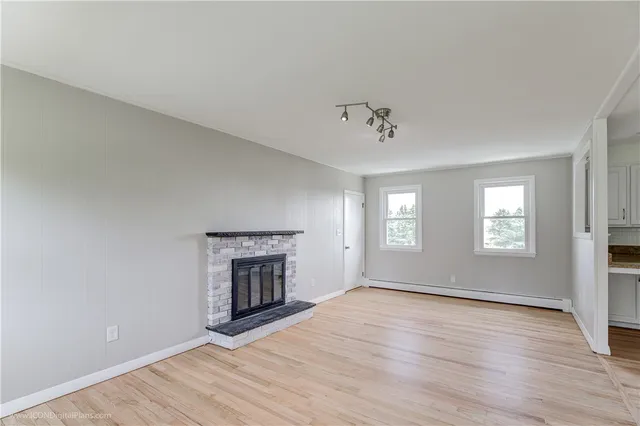 $4,200 | 501 Sandy Point Avenue, Portsmouth, RI 02871