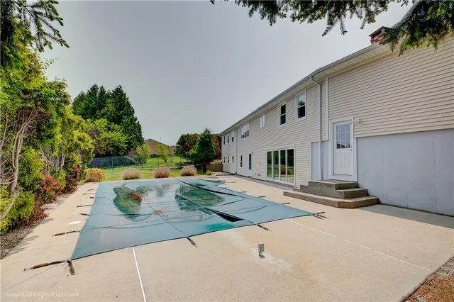 $4,200 | 501 Sandy Point Avenue, Portsmouth, RI 02871