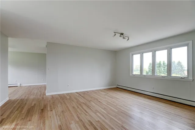 $4,200 | 501 Sandy Point Avenue, Portsmouth, RI 02871