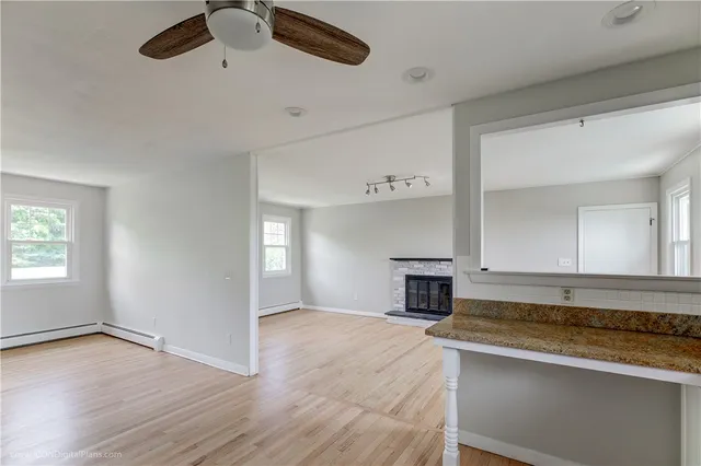 $4,200 | 501 Sandy Point Avenue, Portsmouth, RI 02871