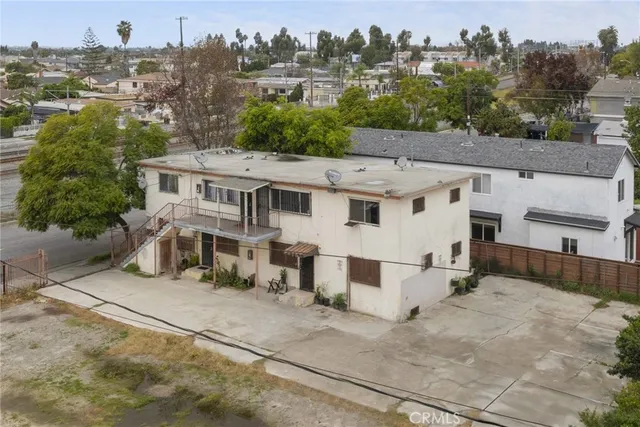 $650,000 | 702 North Willowbrook Avenue, Compton, CA 90220
