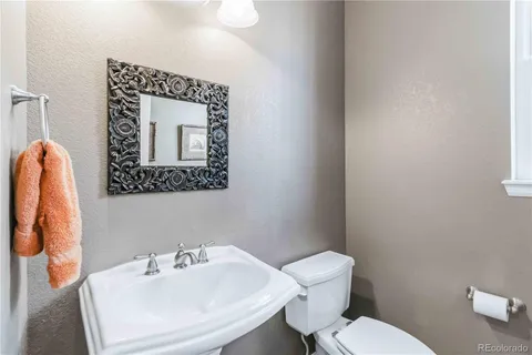 a view of utility room