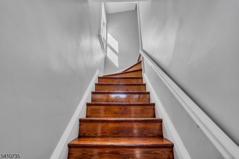 181 Jacoby Street, Unit 2 Maplewood, NJ 07040 - Photo 14 of 29