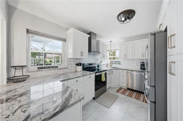 $1,495,000 | 813 North Barfield Drive, Marco Island, FL 34145