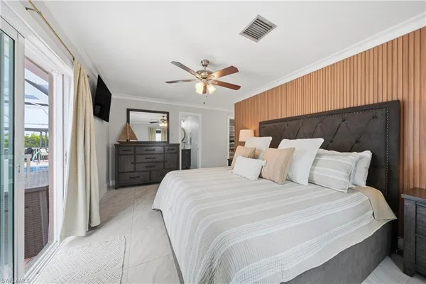 $1,495,000 | 813 North Barfield Drive, Marco Island, FL 34145