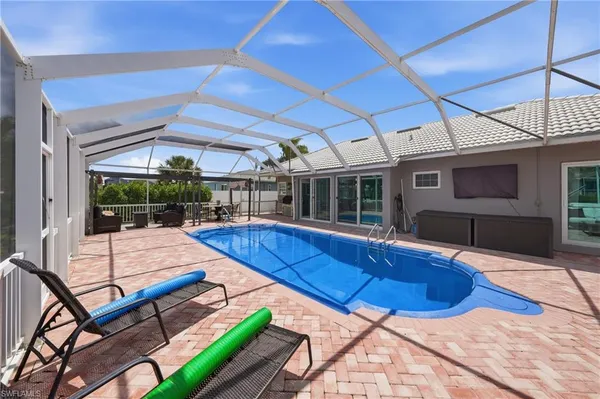 $1,495,000 | 813 North Barfield Drive, Marco Island, FL 34145