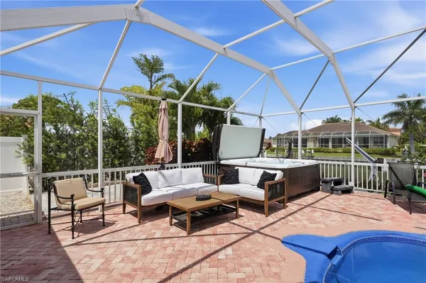 $1,495,000 | 813 North Barfield Drive, Marco Island, FL 34145