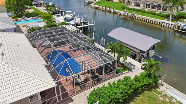 $1,495,000 | 813 North Barfield Drive, Marco Island, FL 34145