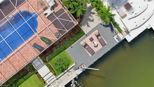 $1,495,000 | 813 North Barfield Drive, Marco Island, FL 34145