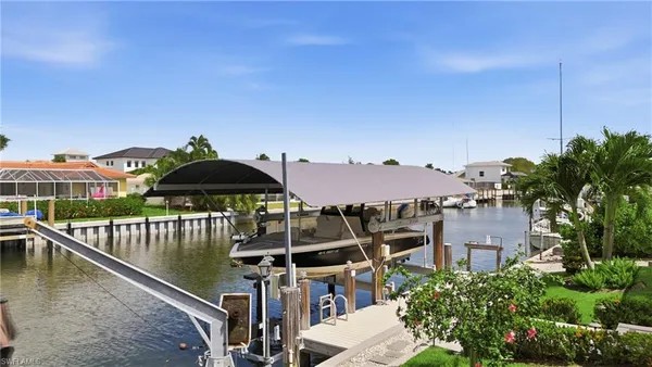 $1,495,000 | 813 North Barfield Drive, Marco Island, FL 34145
