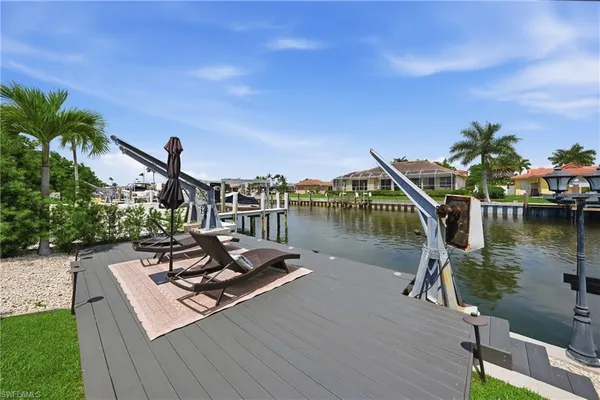 $1,495,000 | 813 North Barfield Drive, Marco Island, FL 34145