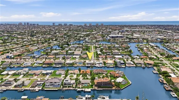 $1,495,000 | 813 North Barfield Drive, Marco Island, FL 34145