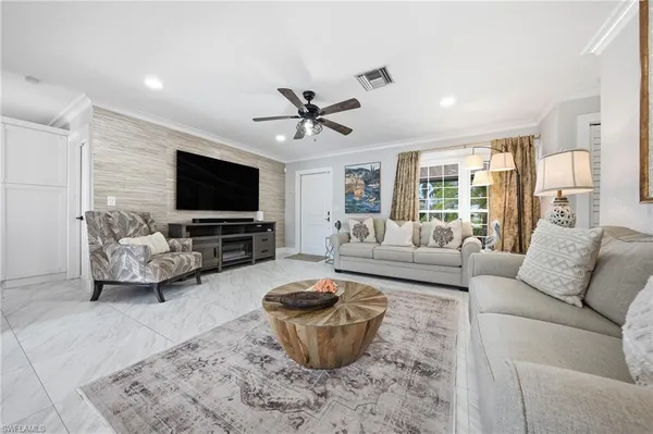 $1,495,000 | 813 North Barfield Drive, Marco Island, FL 34145