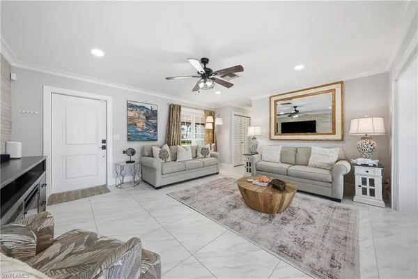 $1,495,000 | 813 North Barfield Drive, Marco Island, FL 34145