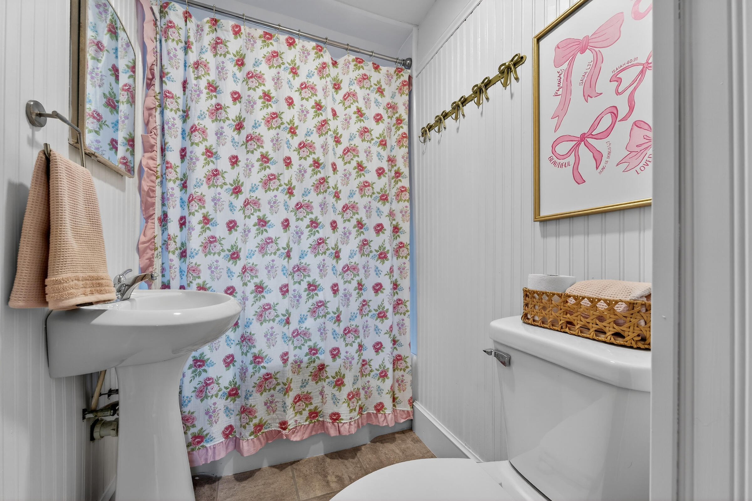 416 South Rural Street Hartford, WI 53027 - Photo 17 of 26 DSC09772