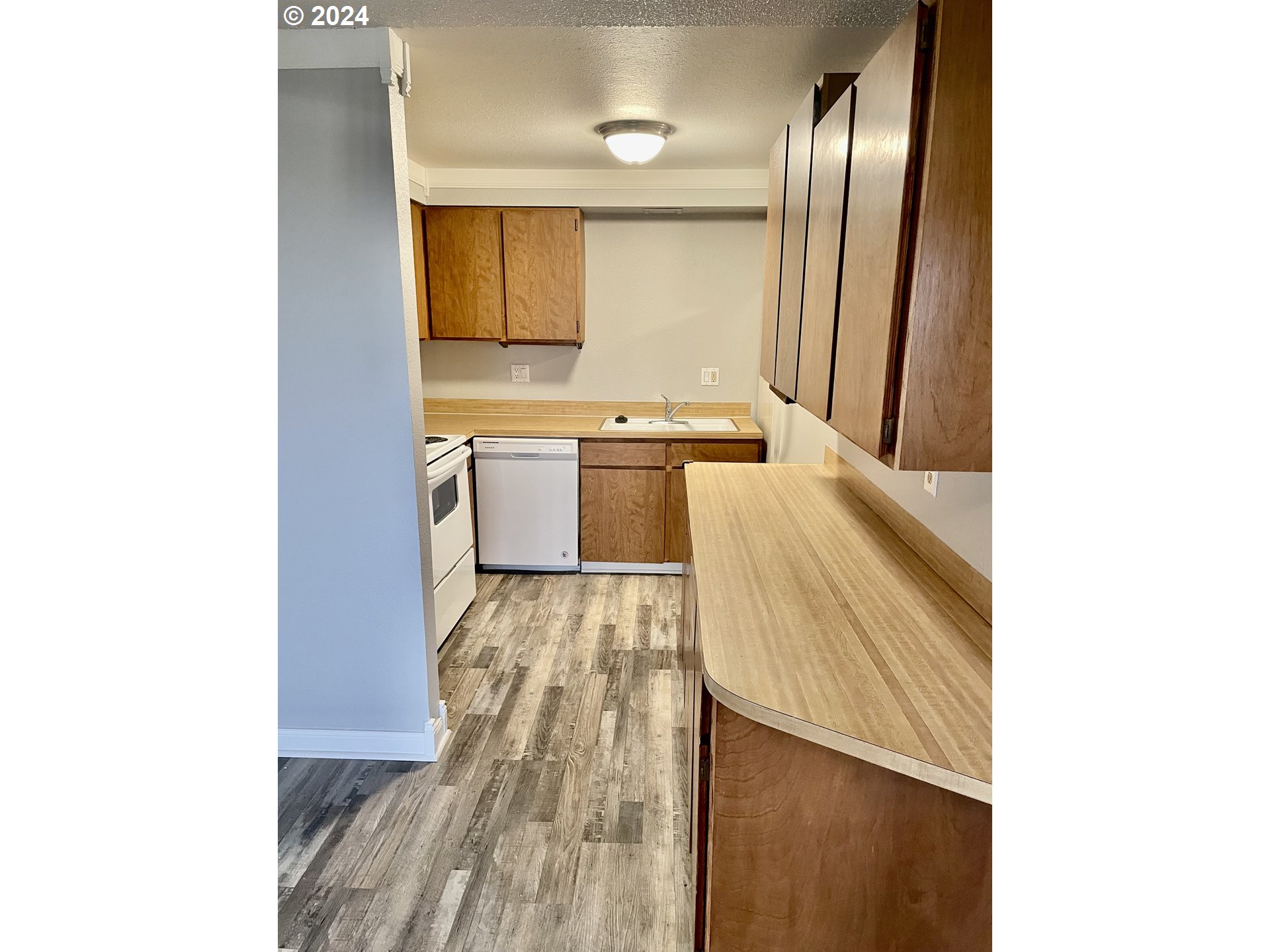 821 Southwest 9th Street Pendleton, OR 97801 - Photo 5 of 14