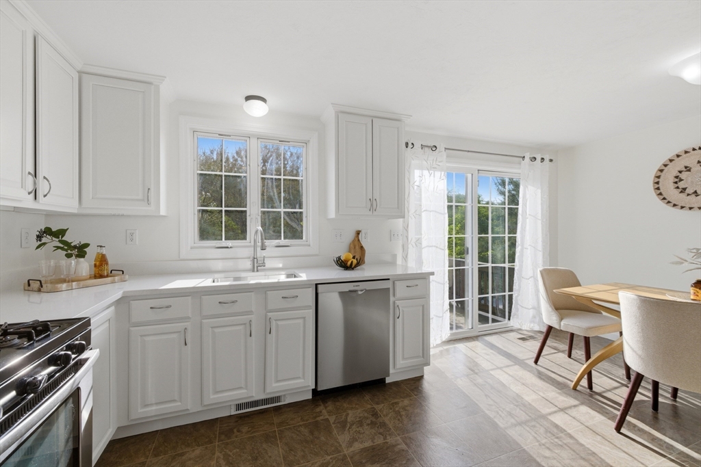 41 Boston Road, Unit 111 Billerica, MA 01862 - Photo 8 of 42
