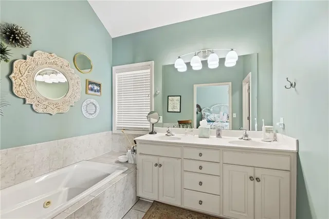 $475,000 | 24021 Eagle Court, Paola, KS 66071