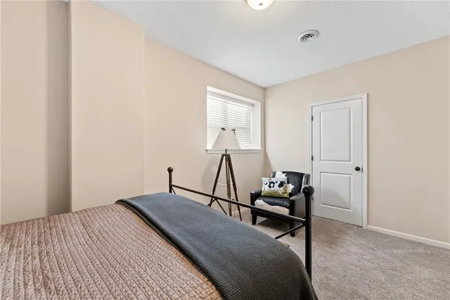 $475,000 | 24021 Eagle Court, Paola, KS 66071