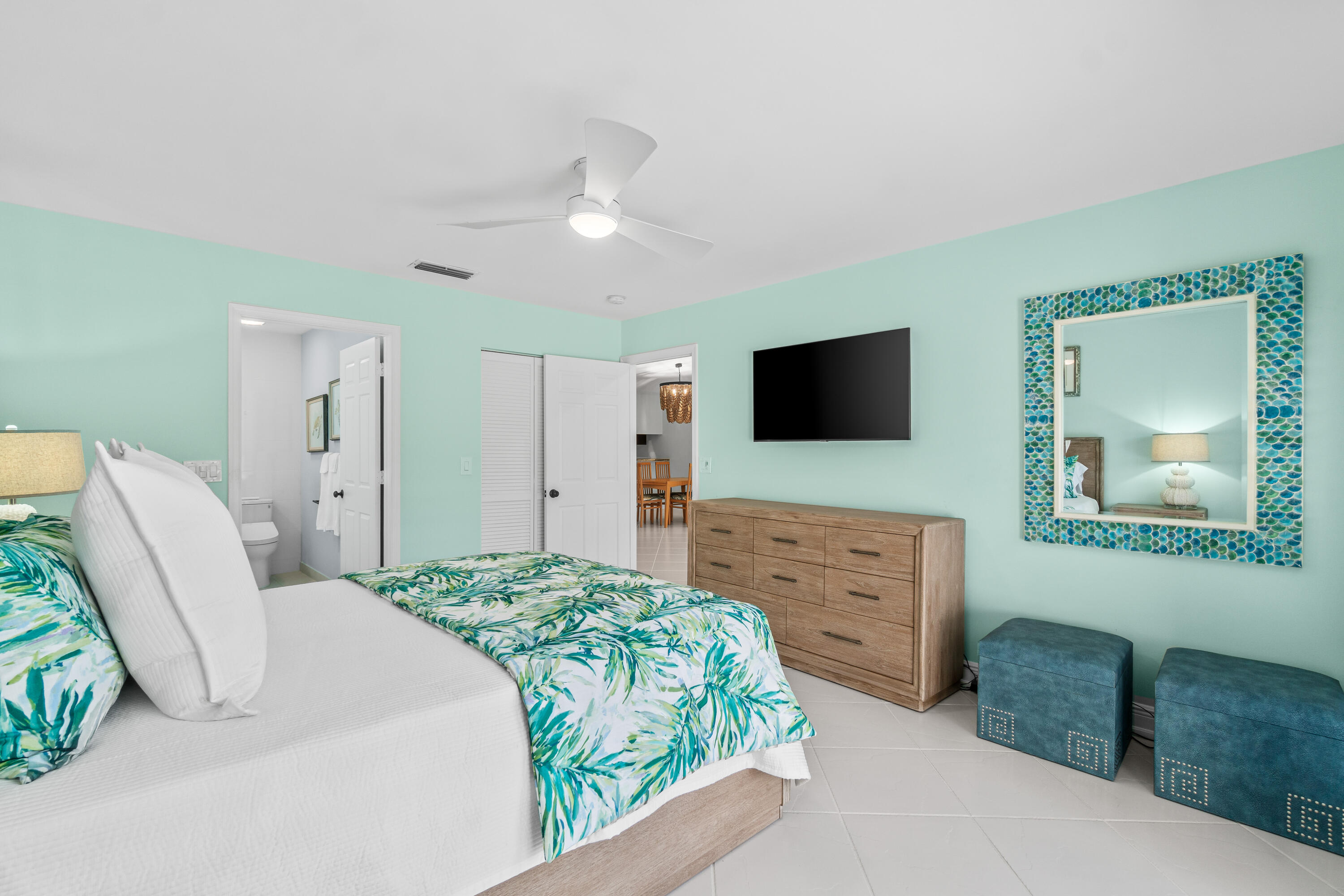 20021 Mona Circle Boca Raton, FL 33434 - Photo 20 of 42 20021 Mona Circle primary bedroom with c