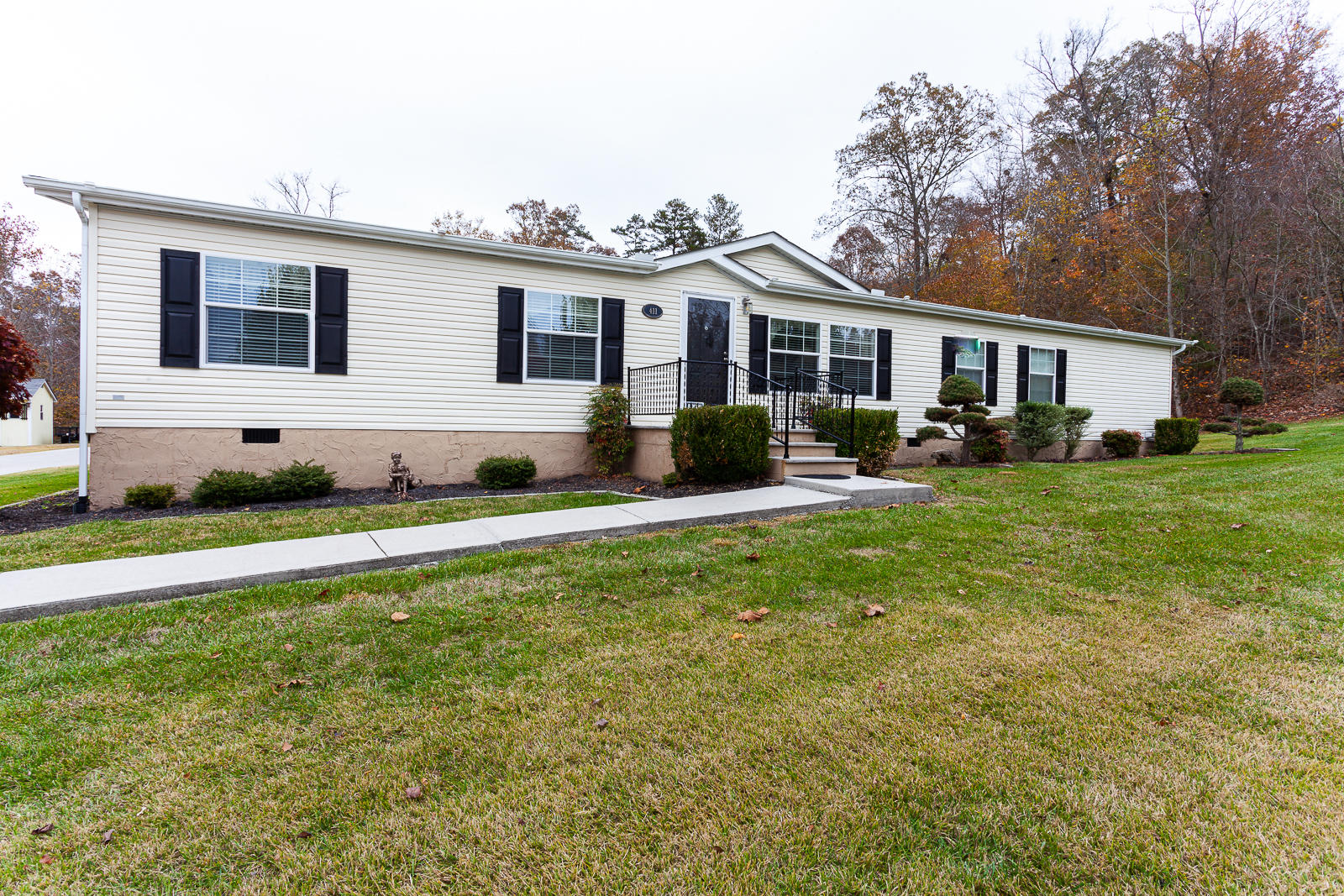 411 Clearwater Ridge Maynardville, TN 37807 - Photo 2 of 40 001_411clearwater39