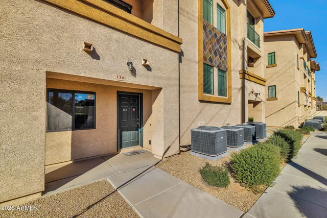 $470,000 | 2315 North 52nd Street, Unit 134, Phoenix, AZ 85008