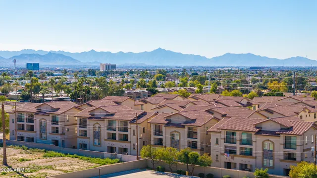 $470,000 | 2315 North 52nd Street, Unit 134, Phoenix, AZ 85008