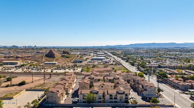 $470,000 | 2315 North 52nd Street, Unit 134, Phoenix, AZ 85008